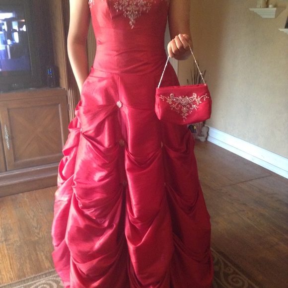 Prom/Qinceñera / Red beautiful dress with pockets - Picture 2 of 8